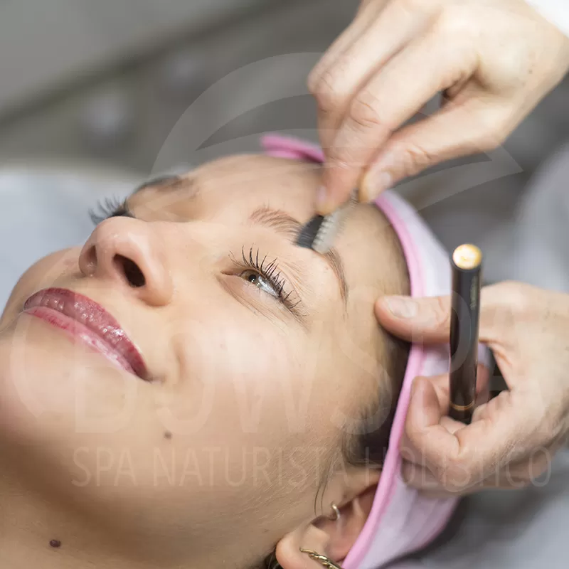 Micropigmentación de cejas